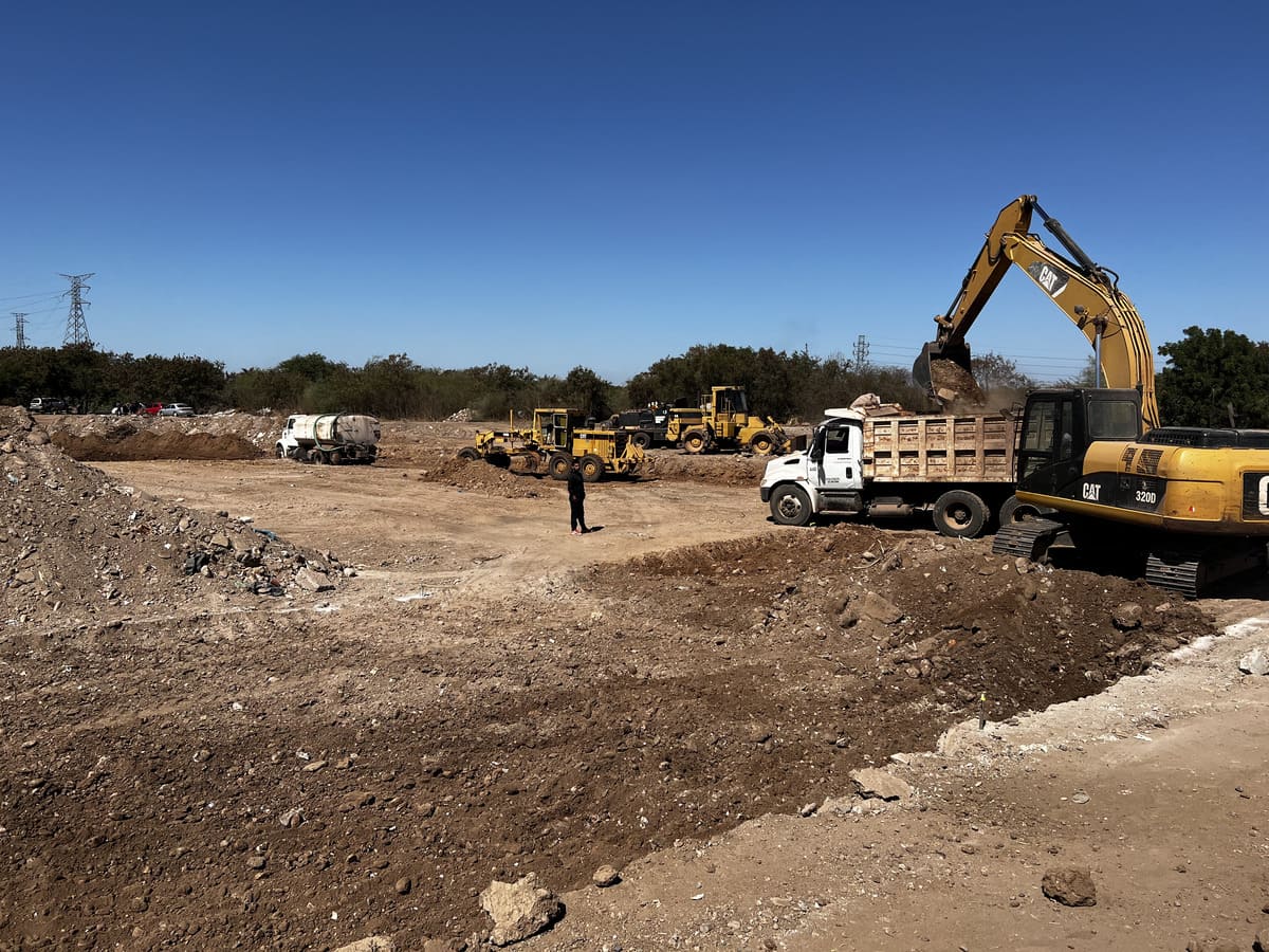 excavacion-urbanizacion-terraceria-construccion-constructora-maquinaria